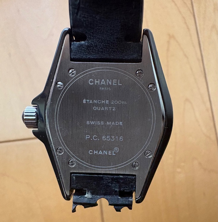 シャネル J12 （高級時計）の商品画像 - 査定依頼日：2025年12月2日 - 最高査定価格：180,000円