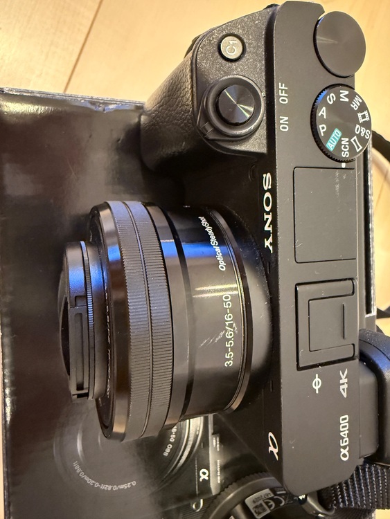 α6400（カメラ）の商品画像 - 査定依頼日：2025年11月3日 - 最高査定価格：75,000円