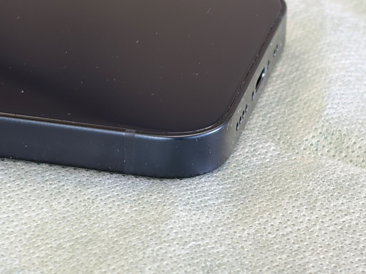 ミッドナイト（スマホ）の商品画像 - 査定依頼日：2026年1月22日 - 最高査定価格：35,000円