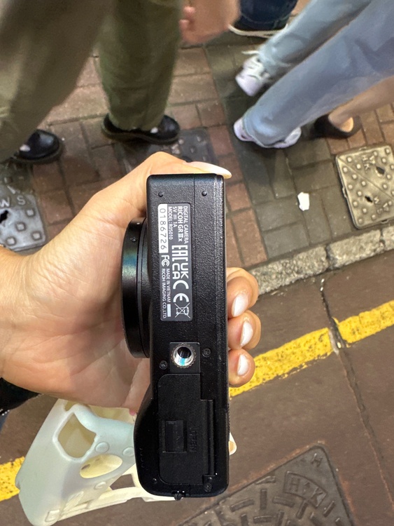 RICOH GR IIIx HDF（カメラ）の商品画像 - 査定依頼日：2026年10月10日 - 最高査定価格：152,000円