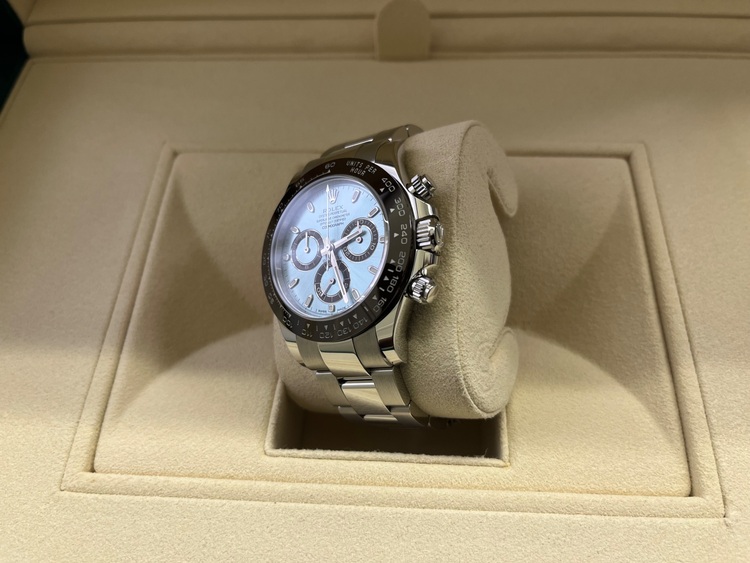 ロレックス デイトナ 11650（高級時計）の商品画像 - 査定依頼日：2025年9月19日 - 最高査定価格：13,800,000円