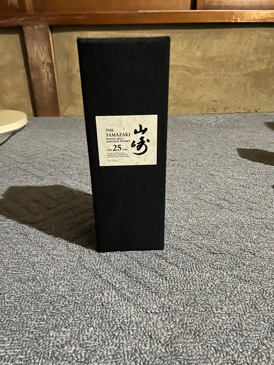 ウイスキー サントリー山崎 （お酒）の商品画像 - 査定依頼日：2026年2月5日 - 最高査定価格：800,000円