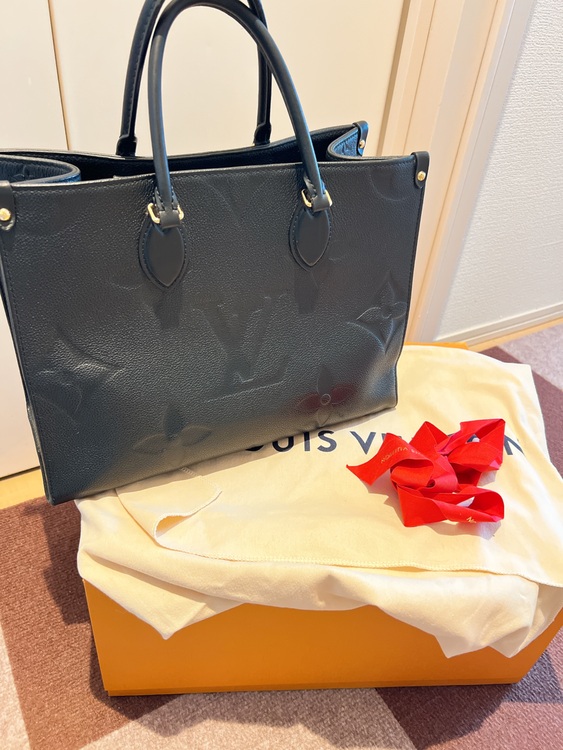 ルイヴィトン　オンザゴーMM 型番 M45595（ブランドバッグ）の商品画像 - 査定依頼日：2025年6月3日 - 最高査定価格：333,000円