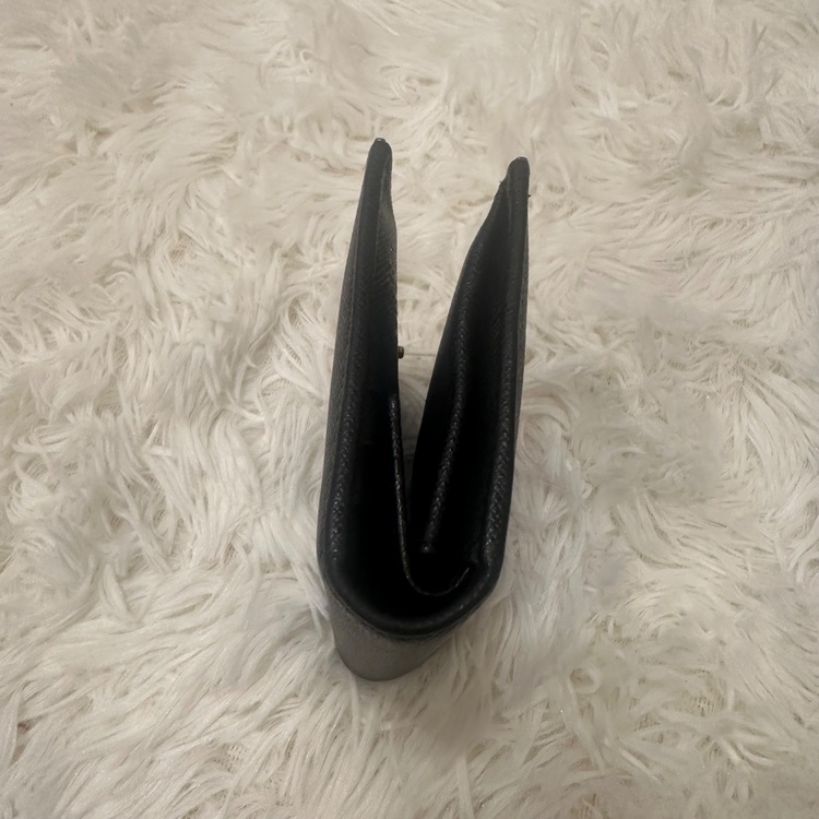 プラダ  （ブランドバッグ）の商品画像 - 査定依頼日：2026年2月16日 - 最高査定価格：29,000円