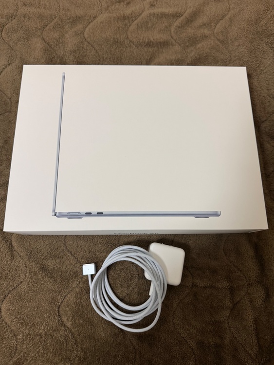 MacBook Air 13.6インチ 2025 M4 16GB 512GB ス（PC・タブレット）の商品画像 - 査定依頼日：2026年1月24日 - 最高査定価格：102,000円