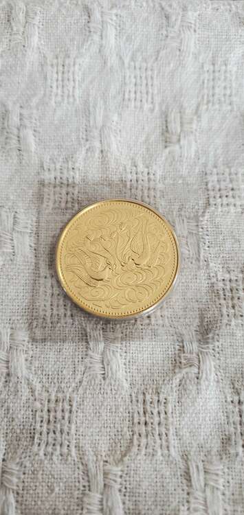 御在位六十年拾万円記念硬貨（金・貴金属）の商品画像 - 査定依頼日：2025年3月15日 - 最高査定価格：280,000円