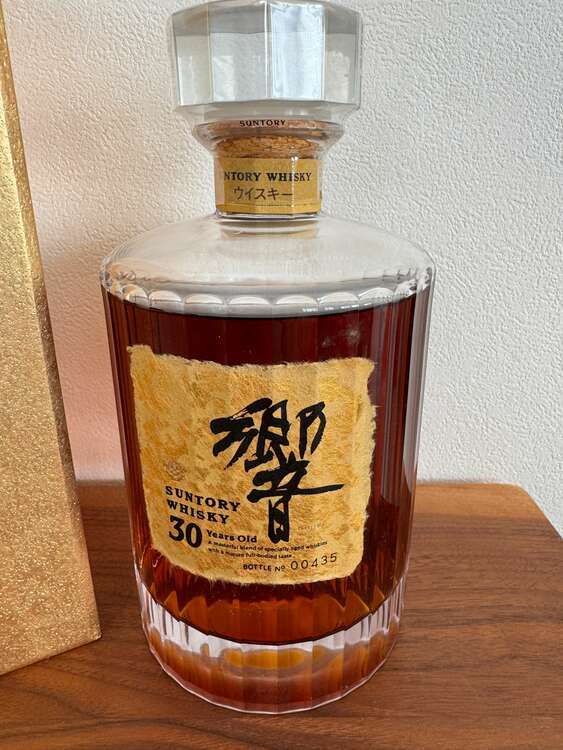 響30年 観音開き BOTTLE No.00435（お酒）の商品画像 - 査定依頼日：2025年1月11日 - 最高査定価格：700,000円