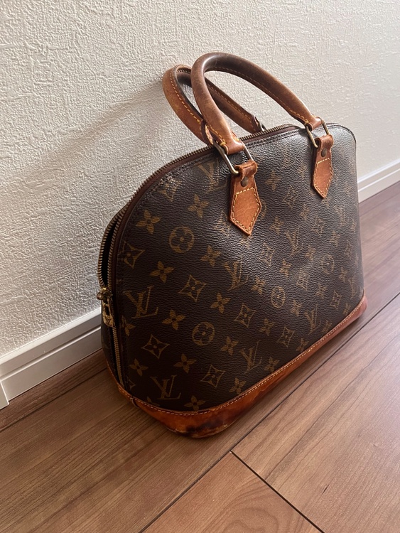 アルマ（ブランドバッグ）の商品画像 - 査定依頼日：2026年3月11日 - 最高査定価格：23,000円