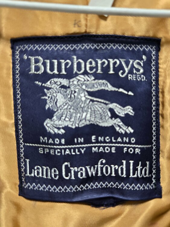 BURBERRY トレンチコート（古着・ファッション）の商品画像 - 査定依頼日：2026年4月27日 - 最高査定価格：100,000円