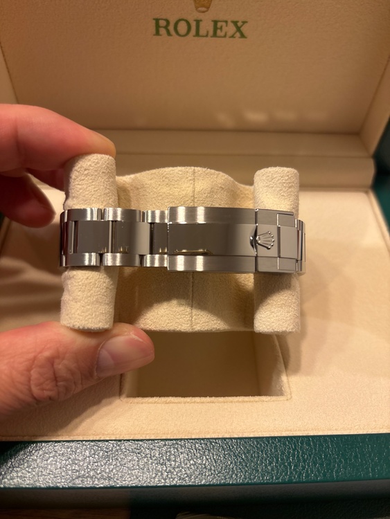 ロレックス デイトナ 126500lm（高級時計）の商品画像 - 査定依頼日：2026年2月3日 - 最高査定価格：5,600,000円