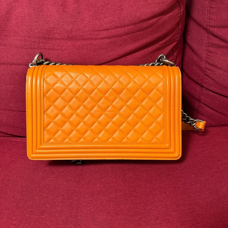 ボーイシャネル28 ラムスキン（ブランドバッグ）の商品画像 - 査定依頼日：2025年12月8日 - 最高査定価格：270,000円