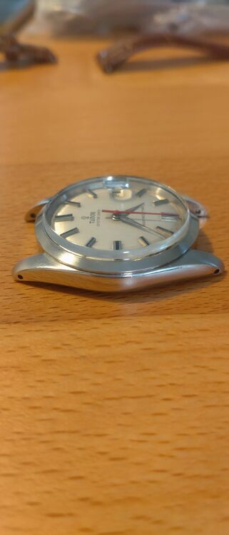 チューダー その他 7962（高級時計）の商品画像 - 査定依頼日：2025年10月11日 - 最高査定価格：235,000円