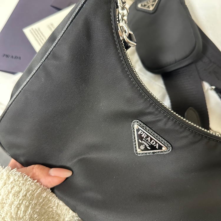 プラダ  （ブランドバッグ）の商品画像 - 査定依頼日：2026年2月17日 - 最高査定価格：160,000円