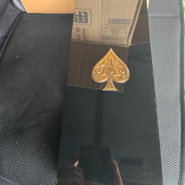 グリーン（お酒）の商品画像 - 査定依頼日：2025年8月5日 - 最高査定価格：40,000円