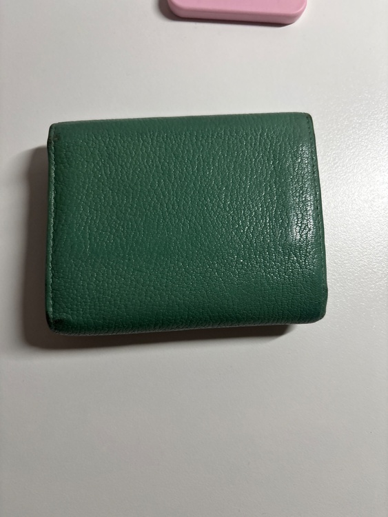 ミュウミュウ  （ブランドバッグ）の商品画像 - 査定依頼日：2026年2月23日 - 最高査定価格：40,000円