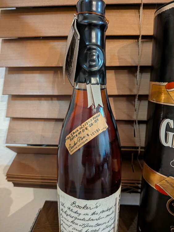 ウイスキー ブッカーズ （お酒）の商品画像 - 査定依頼日：2026年2月26日 - 最高査定価格：55,000円