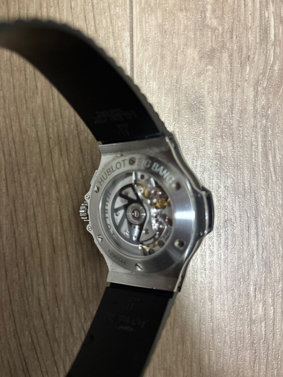 ウブロ ビックバン （高級時計）の商品画像 - 査定依頼日：2025年1月22日 - 最高査定価格：530,000円