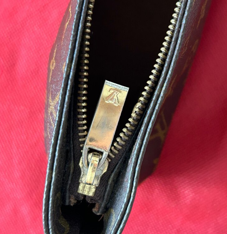 モノグラム（ブランドバッグ）の商品画像 - 査定依頼日：2024年12月30日 - 最高査定価格：26,000円