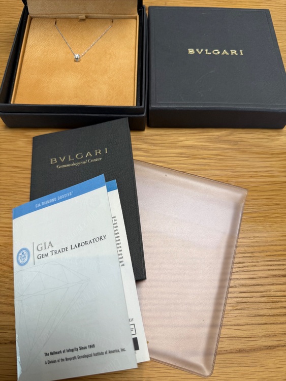 ブルガリ　ネックレス　コロナ（宝石）の商品画像 - 査定依頼日：2025年7月22日 - 最高査定価格：155,000円