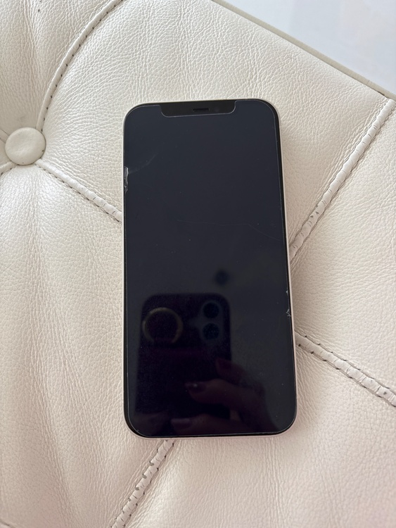 iPhone 12 128GB docomo（スマホ）の商品画像 - 査定依頼日：2026年4月18日 - 最高査定価格：25,000円
