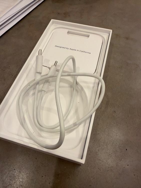 iPhone15（スマホ）の商品画像 - 査定依頼日：2026年9月21日 - 最高査定価格：76,000円