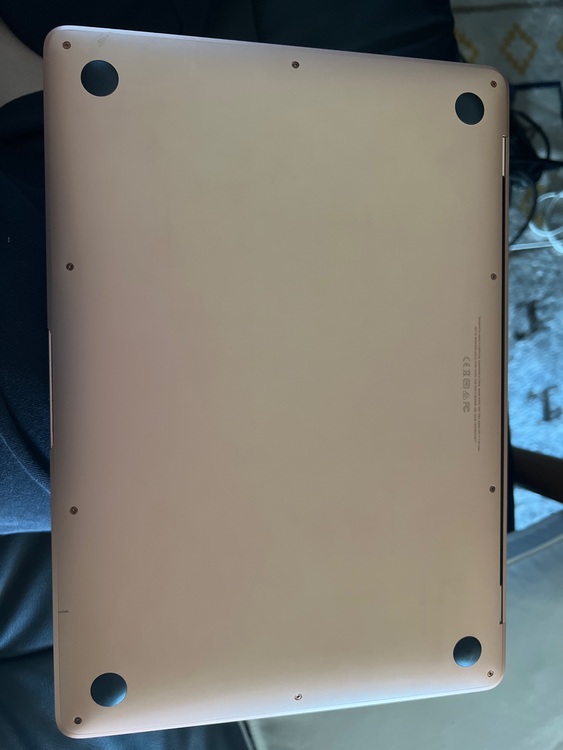 MacBookAir 13インチ 2018（PC・タブレット）の商品画像 - 査定依頼日：2025年10月10日 - 最高査定価格：26,000円