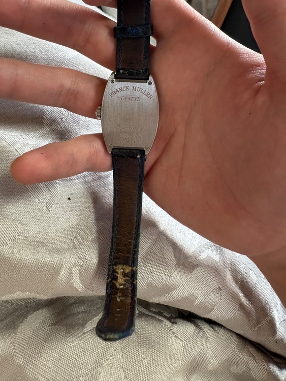 フランクミュラー トノウカーベックス 1750 S6 J（高級時計）の商品画像 - 査定依頼日：2026年3月28日 - 最高査定価格：500,000円