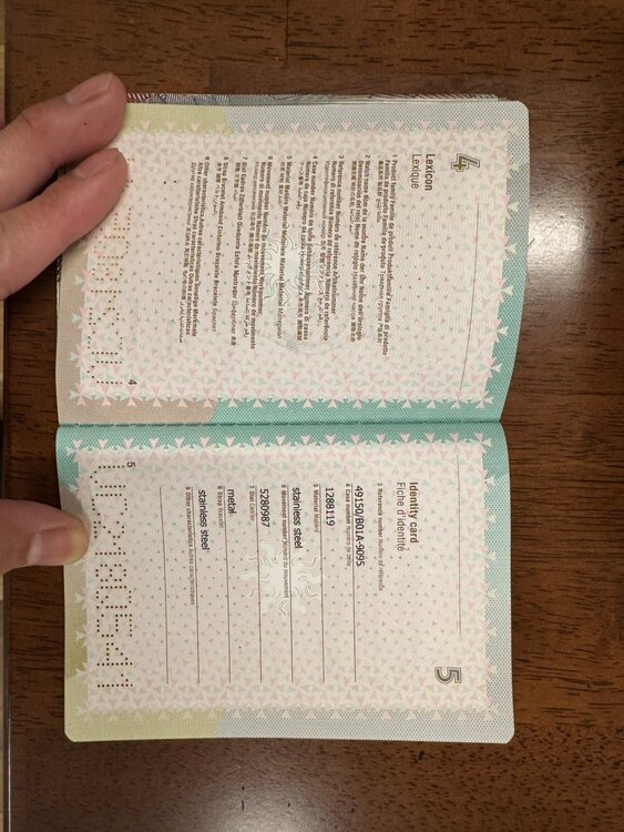 ヴァシュロン コンスタンタン オーヴァーシーズ （高級時計）の商品画像 - 査定依頼日：2025年3月4日 - 最高査定価格：1,650,000円