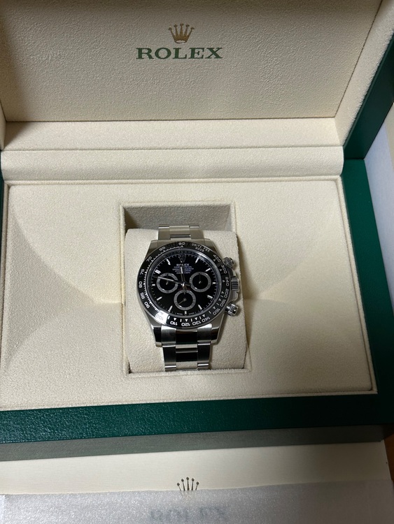 ロレックス デイトナ （高級時計）の商品画像 - 査定依頼日：2025年8月26日 - 最高査定価格：4,400,000円