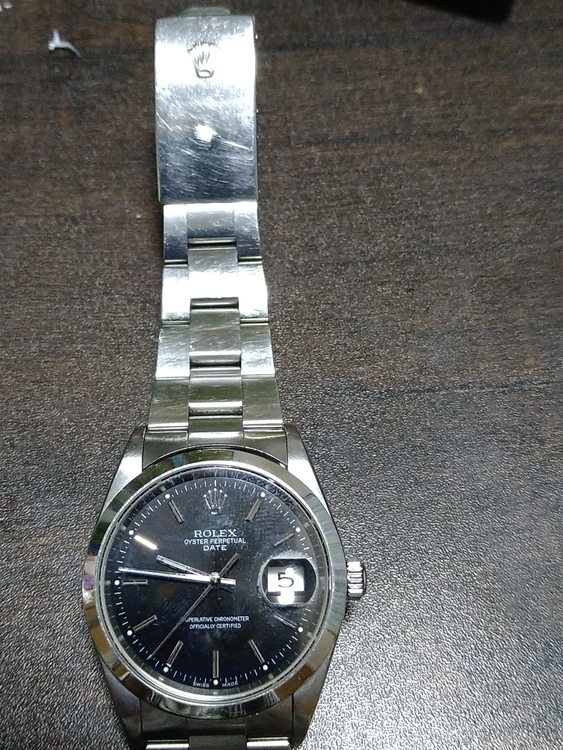 オイスターパーペチュアルデイト（高級時計）の商品画像 - 査定依頼日：2022年3月15日 - 最高査定価格：600,000円