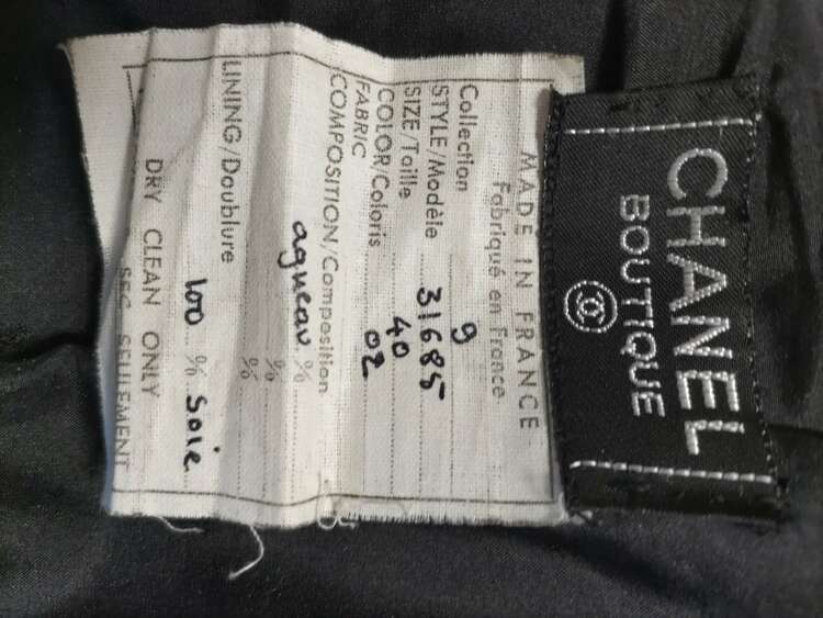 レザースカート（古着・ファッション）の商品画像 - 査定依頼日：2024年2月26日 - 最高査定価格：16,000円