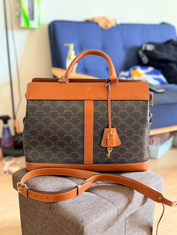 CELINE BAG（ブランドバッグ）の商品画像 - 査定依頼日：2026年4月15日 - 最高査定価格：150,000円