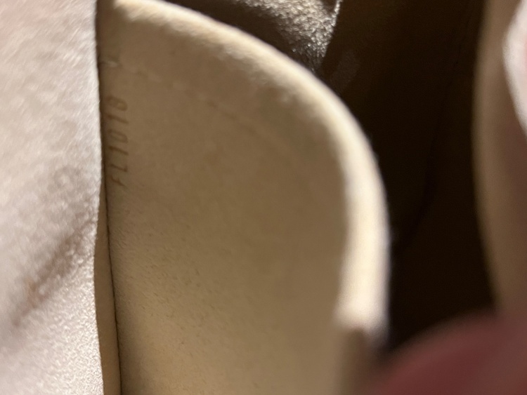 ビバリー（ブランドバッグ）の商品画像 - 査定依頼日：2026年3月2日 - 最高査定価格：125,000円