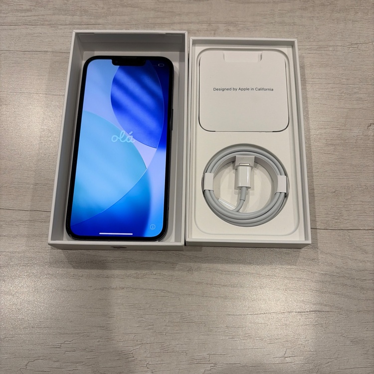 iPhone 13 128GB Softbank（スマホ）の商品画像 - 査定依頼日：2026年2月24日 - 最高査定価格：36,000円