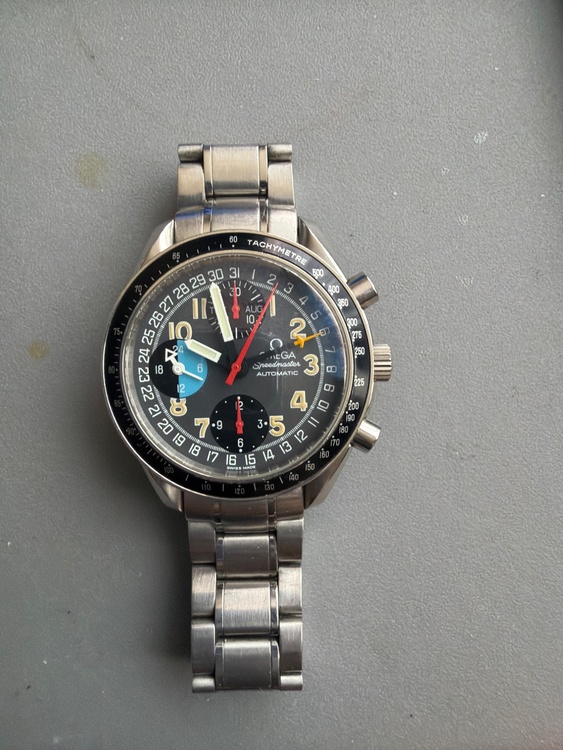 オメガ スピードマスター オメガ スピードマスター マーク40 腕（高級時計）の商品画像 - 査定依頼日：2026年3月7日 - 最高査定価格：500,000円