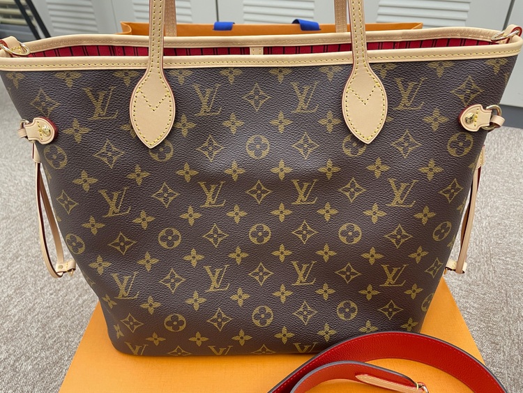 ルイヴィトン ネヴァーフル （ブランドバッグ）の商品画像 - 査定依頼日：2025年10月27日 - 最高査定価格：280,000円