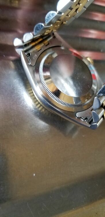 ロレックス デイトジャスト 16233g（高級時計）の商品画像 - 査定依頼日：2025年10月6日 - 最高査定価格：900,000円