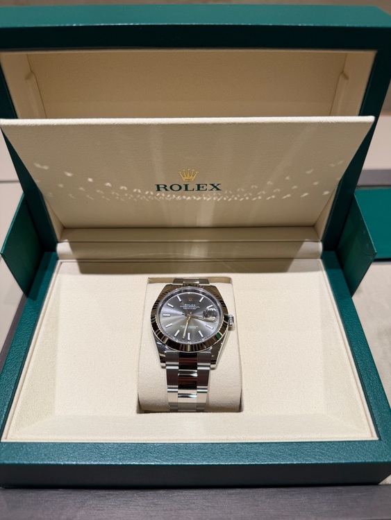 デイトジャスト41（高級時計）の商品画像 - 査定依頼日：2025年11月17日 - 最高査定価格：2,070,000円