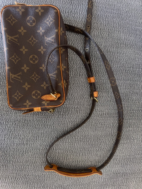  モノグラム ポシェット マルリー バンドリエール ショルダーバッグ（ブランドバッグ）の商品画像 - 査定依頼日：2025年11月24日 - 最高査定価格：30,000円