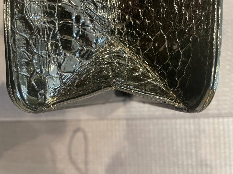 クロコダイル（ブランドバッグ）の商品画像 - 査定依頼日：2026年1月5日 - 最高査定価格：40,000円