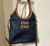 ミュウミュウ  （ブランドバッグ）の商品画像 - 査定依頼日：2025年10月29日 - 最高査定価格：160,000円