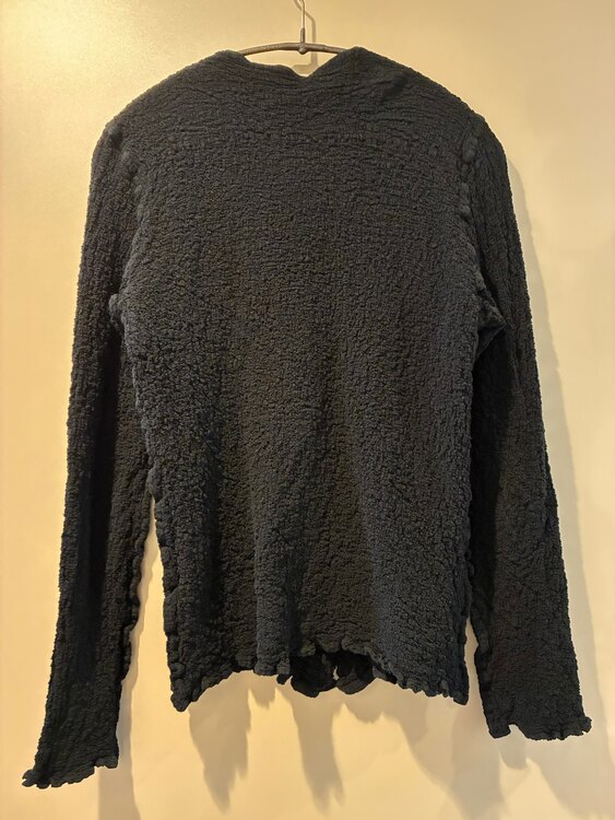 me カリフラワー　カーディガン（古着・ファッション）の商品画像 - 査定依頼日：2025年5月26日 - 最高査定価格：2,000円