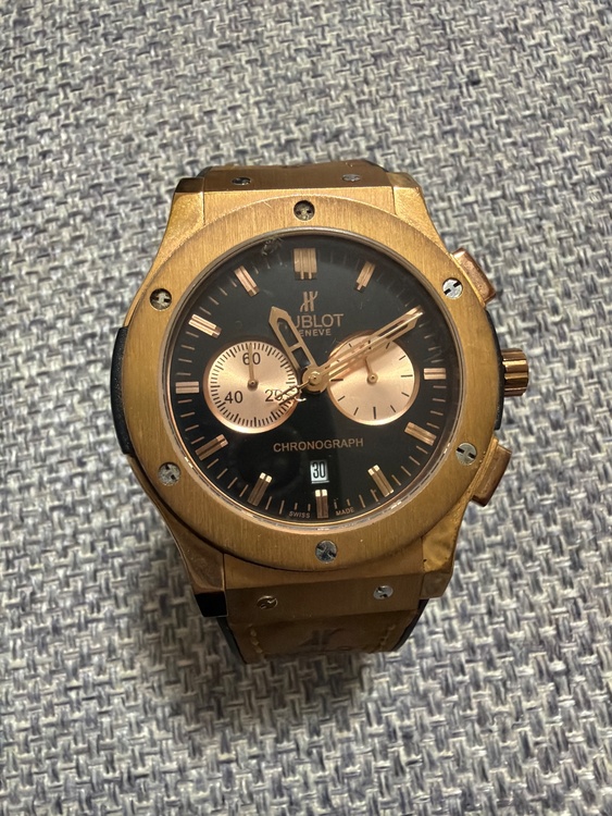 ウブロ クラシックフュージョン （高級時計）の商品画像 - 査定依頼日：2026年4月4日 - 最高査定価格：2,250,000円