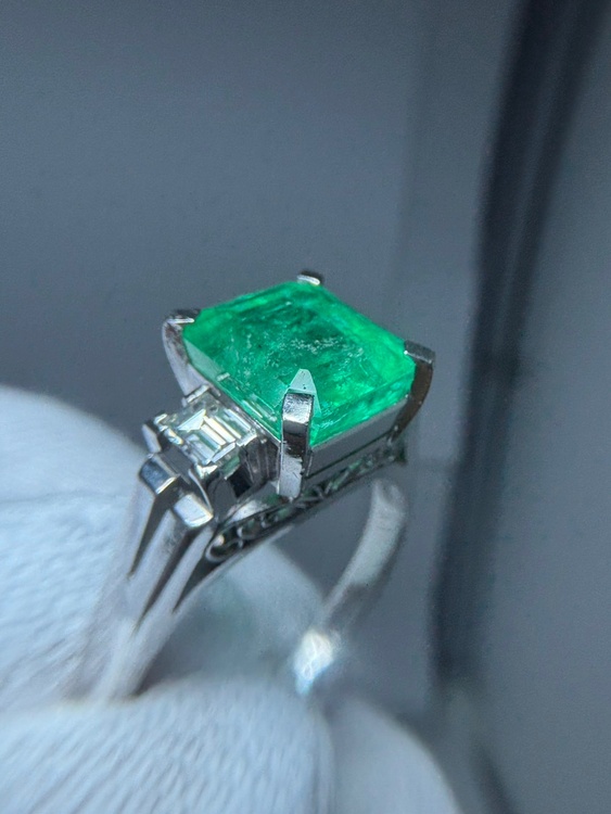 3.20ct 0.36（宝石）の商品画像 - 査定依頼日：2026年8月31日 - 最高査定価格：80,000円