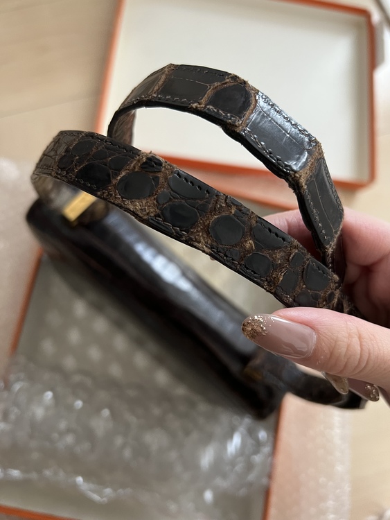 エルメス　コンスタンス23 ポロサス　○R（ブランドバッグ）の商品画像 - 査定依頼日：2021年10月21日 - 最高査定価格：800,000円