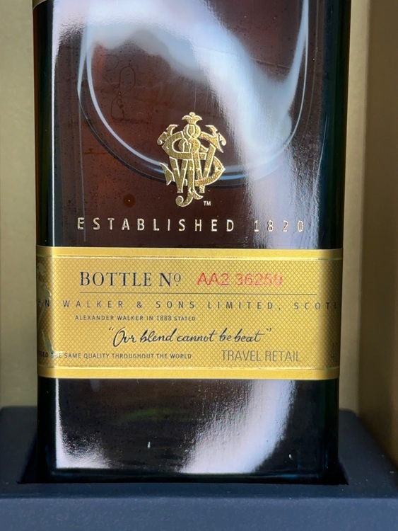 ウイスキー ジョニーウォーカー （お酒）の商品画像 - 査定依頼日：2025年9月20日 - 最高査定価格：10,000円