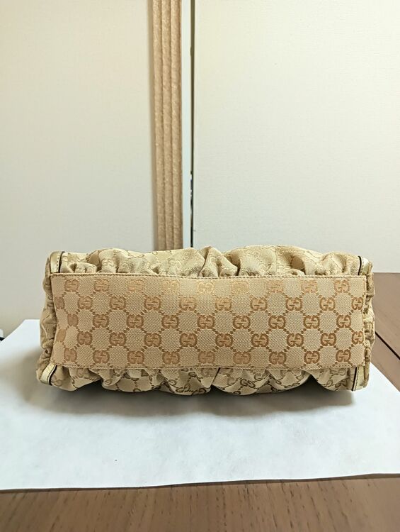 アビー　ショルダーバッグ（ブランドバッグ）の商品画像 - 査定依頼日：2025年8月1日 - 最高査定価格：50,000円