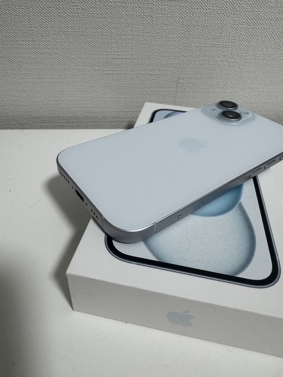 iPhone 15 128GB Softbank（スマホ）の商品画像 - 査定依頼日：2025年12月4日 - 最高査定価格：62,000円