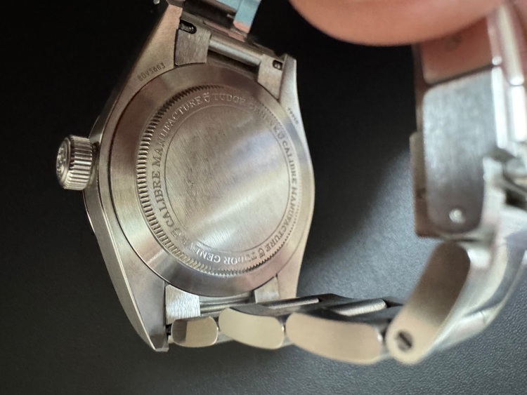 79950（高級時計）の商品画像 - 査定依頼日：2025年9月9日 - 最高査定価格：330,000円