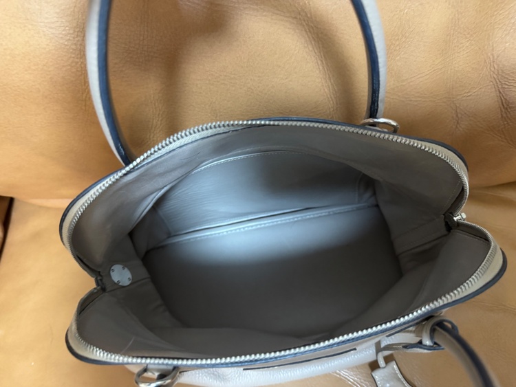 31（ブランドバッグ）の商品画像 - 査定依頼日：2026年1月28日 - 最高査定価格：700,000円